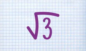 Fioletowy symbol pierwiastka z liczby 3 na kartce w kratkę.